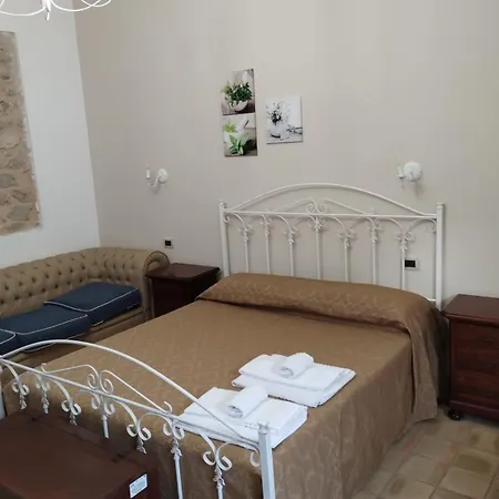 Agriturismo Baglio Del Melograno Lantgård