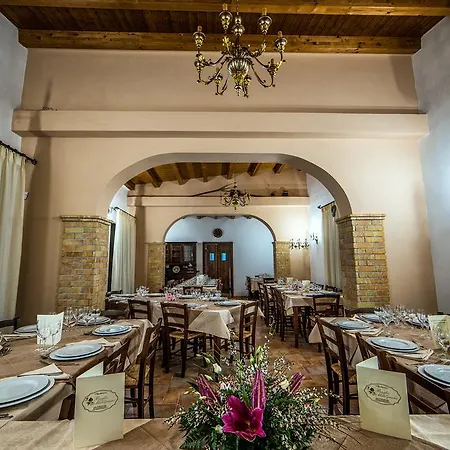 Agriturismo Baglio Del Melograno Lantgård Aragona